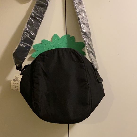 NWT pineapple cooler/bag from PINK - Picture 3 of 3